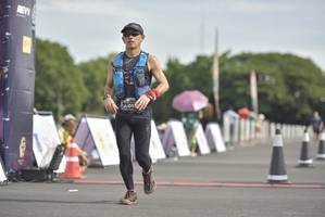 BIB: 015
                            <button type="button" onclick="openModal(4943451)" class="btn btn-primary btn-sm float-right btn-popup" data-toggle="modal" data-target=".modal-high-quality">
                        <i class="fas fa-shopping-cart"></i> Add to Cart
                    </button>
                                            <button type="button" onclick="isThisMe(4943451, true)" class="btn btn-success btn-sm float-right btn-popup btn-isme hidden" data-toggle="tooltip" data-placement="bottom" title="นี่คือรูปของคุณใช่ไหม คลิกที่นี่เพื่อเอาเข้าอัลบั้ม">
                        <i class="fas fa-plus"></i> Add to album
                    </button>
                    <button type="button" onclick="isThisMe(4943451, false)" class="btn btn-warning btn-sm float-right btn-popup btn-isnotme hidden">
                        <i class="fas fa-ban"></i> Remove from album
                    </button>